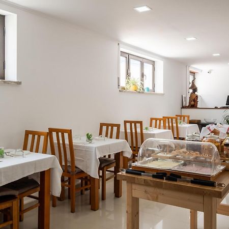 West Side Guesthouse Peniche Eksteriør billede