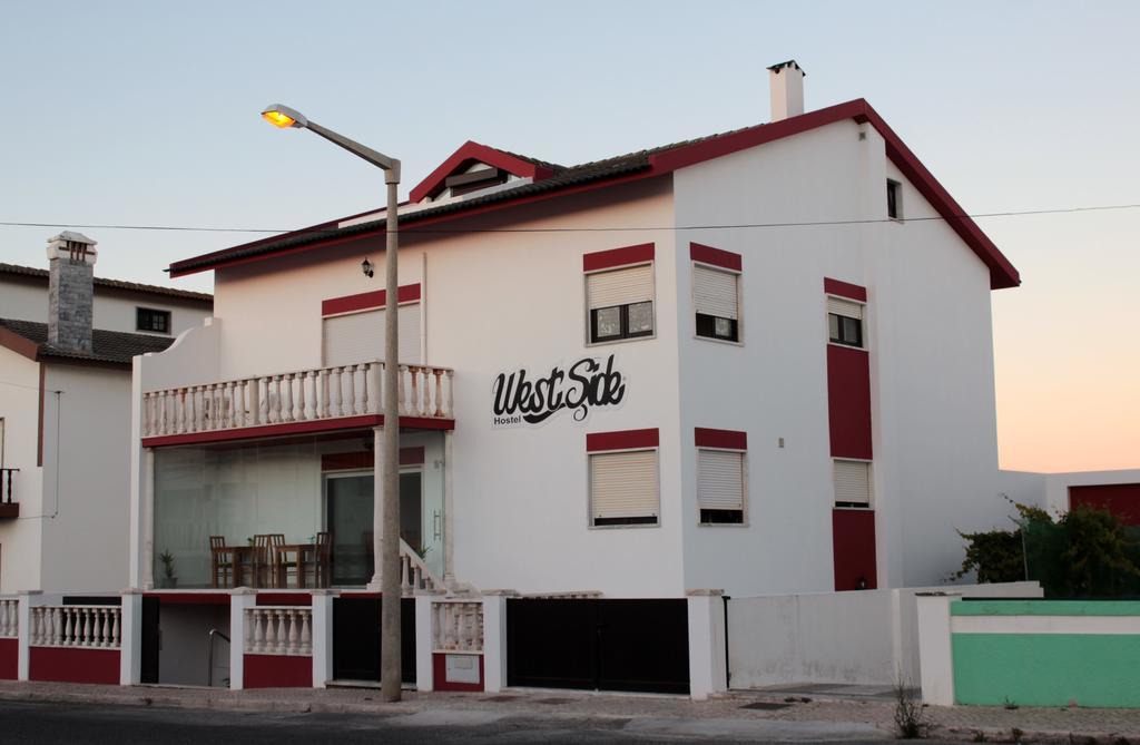 West Side Guesthouse Peniche Eksteriør billede