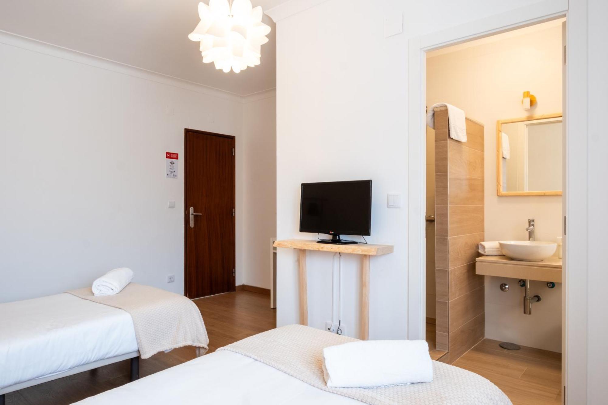 West Side Guesthouse Peniche Eksteriør billede